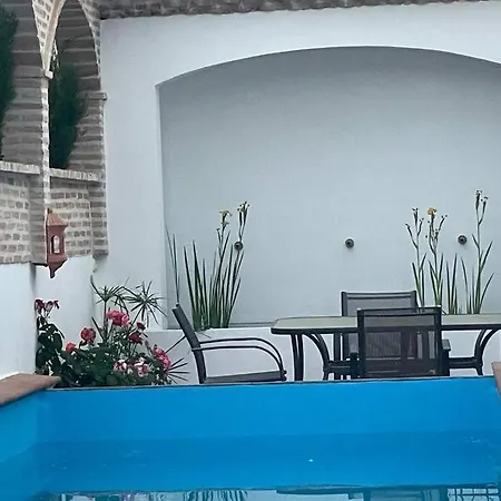 - Preciosa Casa Con Piscina - Cerca Del Centro