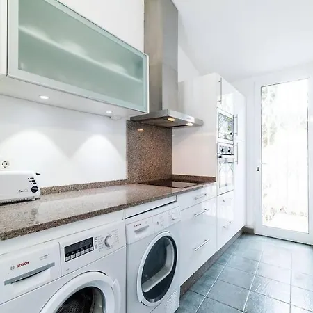 - Preciosa Casa Con Piscina - Cerca Del Centro Daire